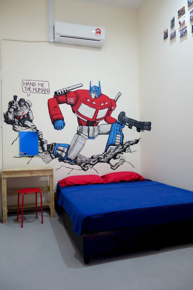 Hero Hostel Kuching Buitenkant foto